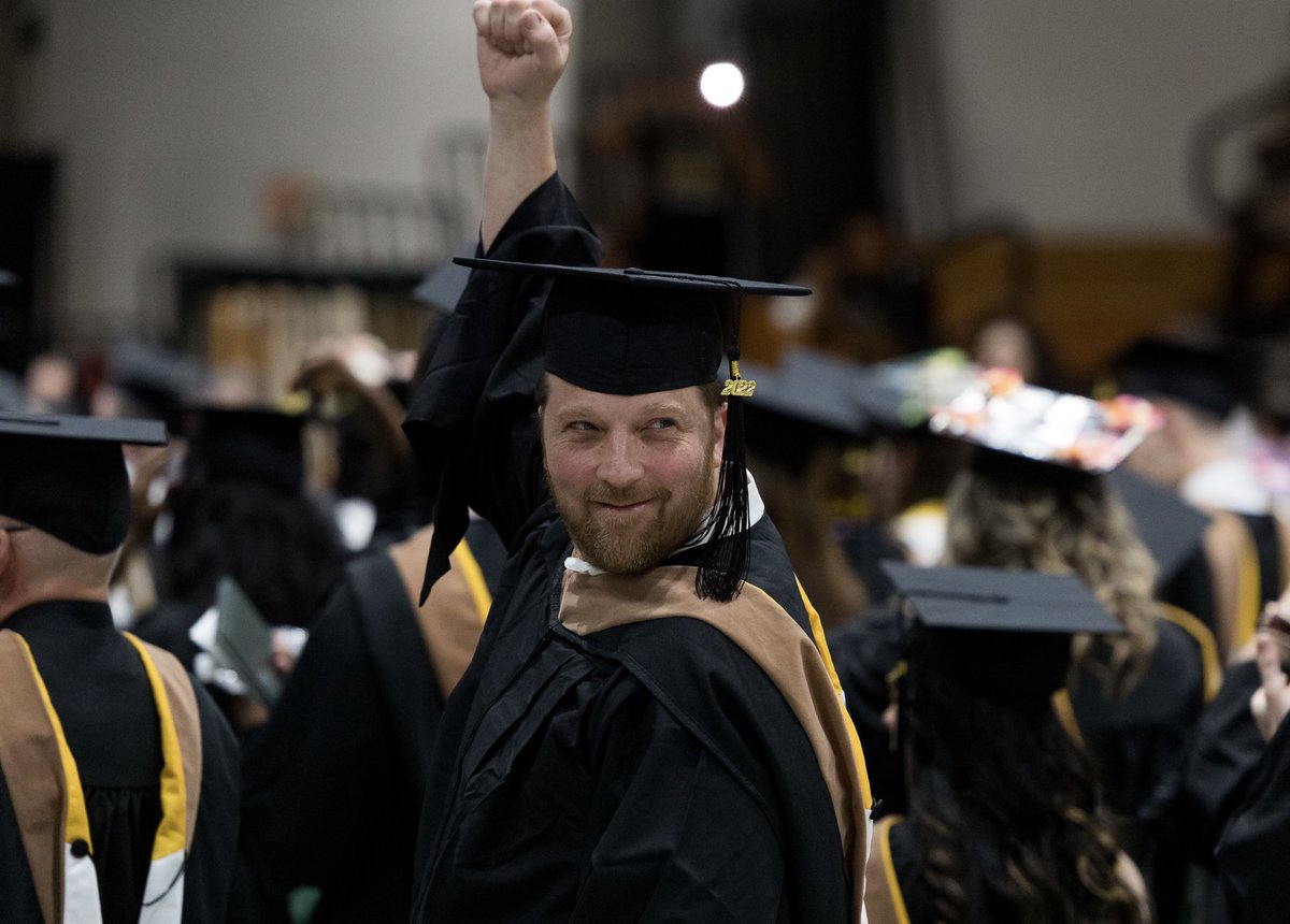 Fitchburg_State's tweet photo. Smile if you have an advanced degree 😀🎓#graduatecommencement #fitchburgstate #fitchburgstategrad2022🎓 https://t.co/V7fXjRR6l0