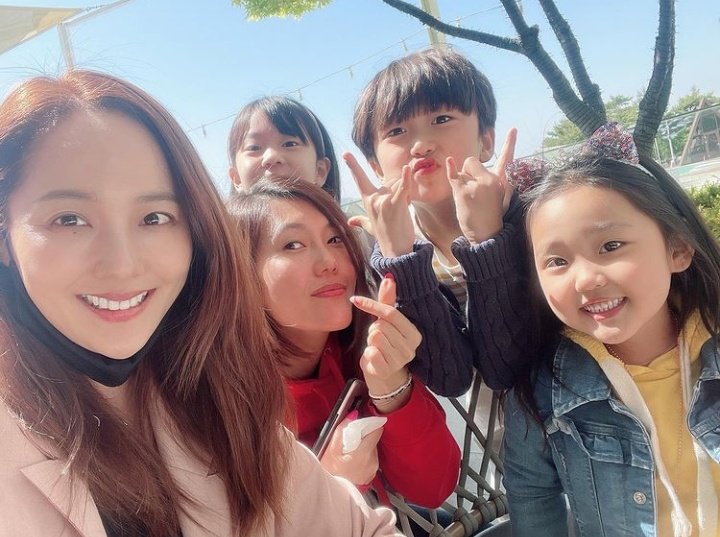 _OhYoonHee_'s tweet photo. https://t.co/d3ljfveWM1