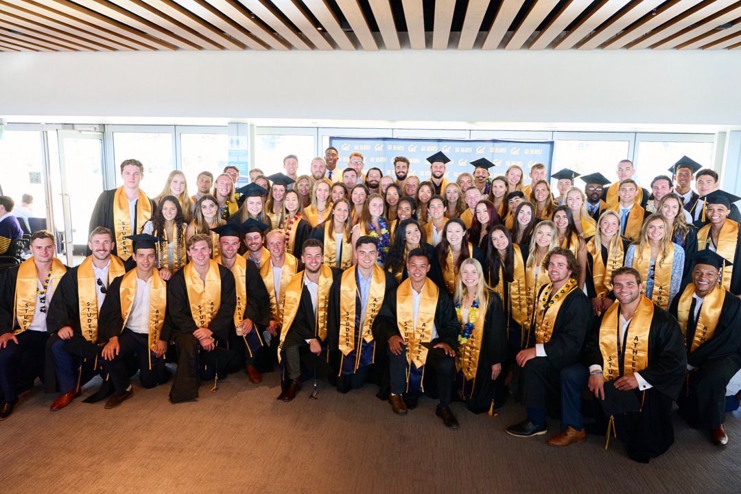 CalAthletics's tweet photo. Officially Graduates of the #1 Public University! 🐻🎓🎉

Congrats to our 2022 golden bears for life! #GoBears https://t.co/5QMjUsJnL6