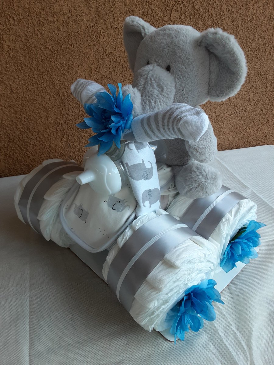 DBDaphani's tweet photo. #ElephantTheme #BabyShower #DiaperCake #BabyShowerGift #Diaper4Wheeler #DiaperQuadBike https://t.co/bBnXpoC1iT