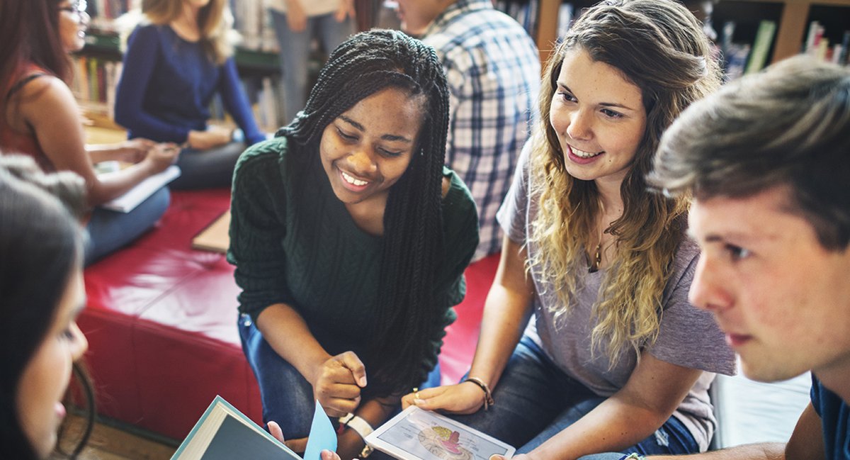 ELmagazine's tweet image. “Through trial and error, I’ve learned that the richest [classroom] conversations are sparked by primary sources.” @MattRKay 

Curating “Hot-Button” Conversations: bit.ly/3wh290K