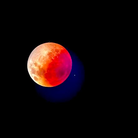 CudiZoners's tweet photo. So about last night… @KidCudi 👀🌖 https://t.co/WQqaeyfOpJ