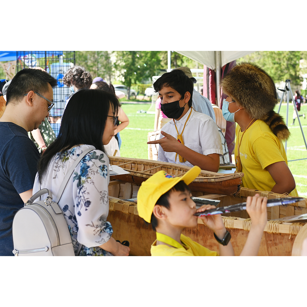 ashburycollege's tweet photo. Here is another look at some of the many booths, sporting events, and happenings from Saturday’s Springfest! We hope to see you out there enjoying the festivities next year! #spring #springfest #springfest2022 #springtime https://t.co/A7KkkUSAi9