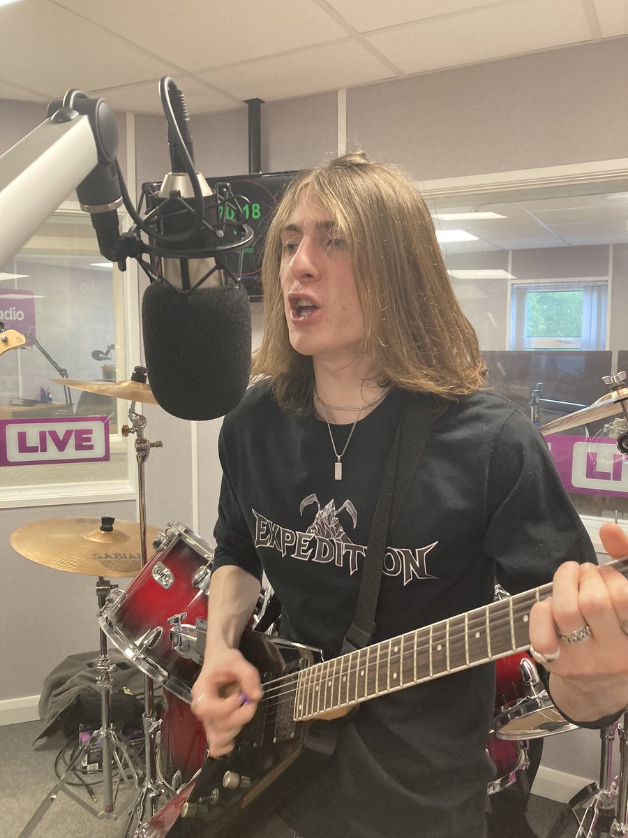 highlandradio's tweet photo. Great Rock N Roll energy in Highland studios tonight on Monday Night Sessions #Expidition #IrishMusic is alive and well https://t.co/UqnJ0NC25F