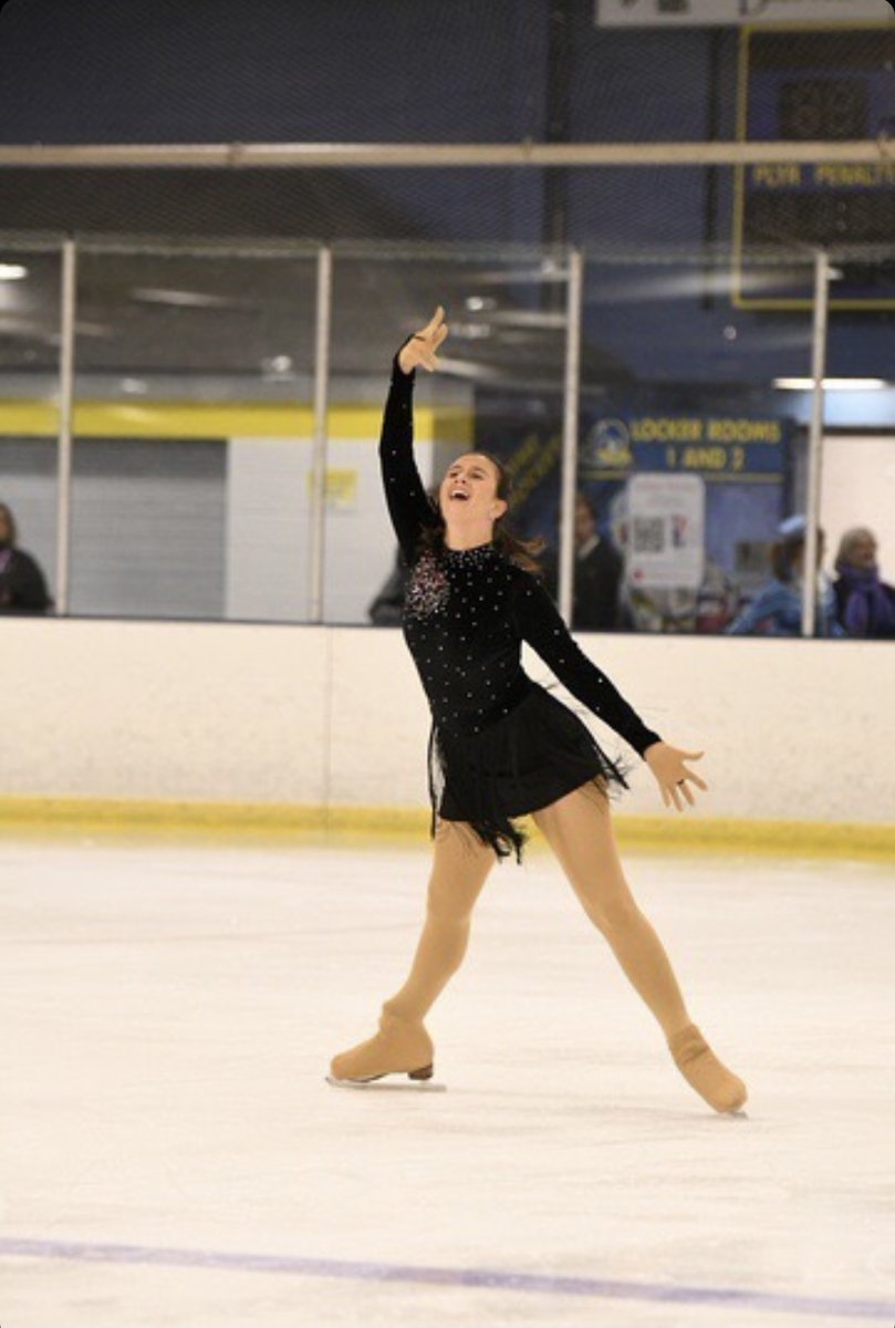 USFigureSkating's tweet photo. Loving the smiles from the rookies!

3⃣ collegiate skaters share their experience competing at their first Adult Championships! ⤵️

https://t.co/SdmDN2JXYe https://t.co/5w2kWNt4Sz