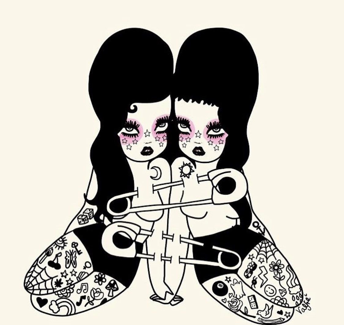 valfre's tweet photo. Tag your BFF 👯‍♀️ #valfre https://t.co/tfdqAKwPBV