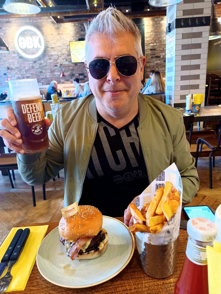 chrislakin1968's tweet photo. @gbkburgers possible this is the best burger I have eaten. Many thanks. https://t.co/TqLv3A5cy6
