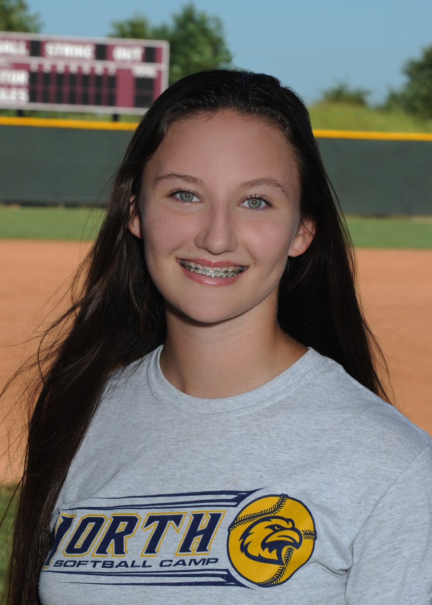 LNEagleSoftball's tweet photo. Congratulations to our 2022 LN🥎Graduates
👩🏻‍🎓🎓🎉💙💛💙💛💙💛 https://t.co/og65beV3kI