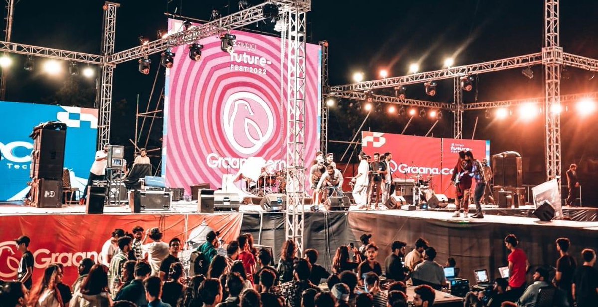 ArtecFmt's tweet photo. We setup the massive AV experience at Future Fest this weekend. Had massive turn out on all three days and the line-up included #AsimAzhar #AimaBaig #YoungStunners #SomeWhatSuper #AbdullahQureshi and many more.

Sponsored by https://t.co/PyM1tmL1SK   &amp; @Imarat_pk https://t.co/UhaCS69hhr