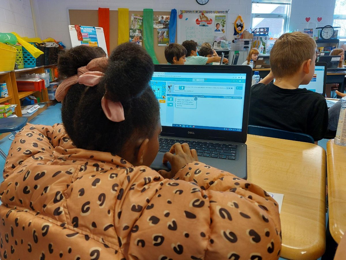 GFESTEAM's tweet photo. @hadip We hope to inspire future sci-engineering innovators by introducing #CS "nibbles 'n bytes" hands-on learning. With a little help from our friends @codeorg, @CodeVA @FCPSSTEAM @NOVASySTEMic @KEVAplanks @doescience @NSF_NSB @NSF @usedgov @VDOE4STEM, #CS-ed can be made mainstream.💻 https://t.co/QI5xTPOiCG
