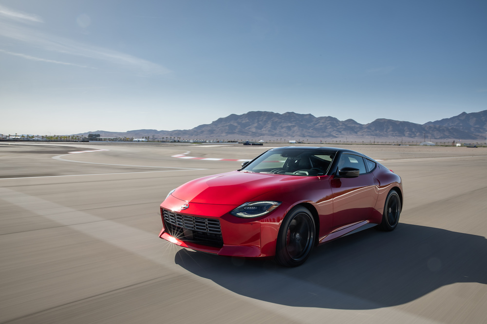 HelloVancity's tweet photo. Nissan Canada revealed pricing for the all-new 2023 Nissan Z Performance & Proto Spec https://t.co/9HjP9JXi33 #NissanCanada #NissanZ #ProtoSpec @nissancanada @Nissan https://t.co/IdSfLw2vps