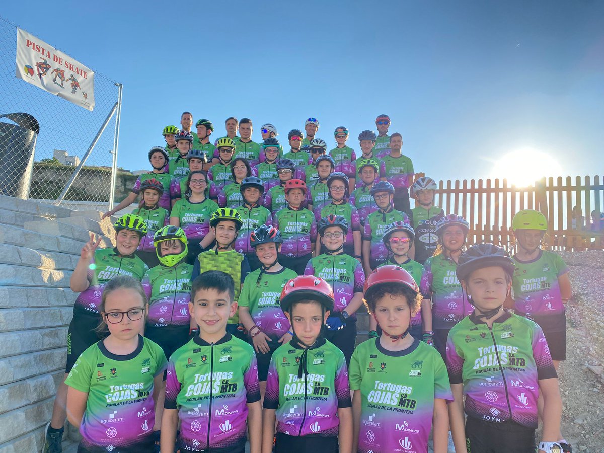 TortugasCojas's tweet photo. Llegó el día!! ☀️

Estrenamos nueva piel‼️

En la tarde de hoy hemos dado a conocer la nueva piel que llevarán nuestros chic@s de la escuela durante lo que resta de temporada y la siguiente.
....⬇️⬇️ https://t.co/UHl5Fya1ZN