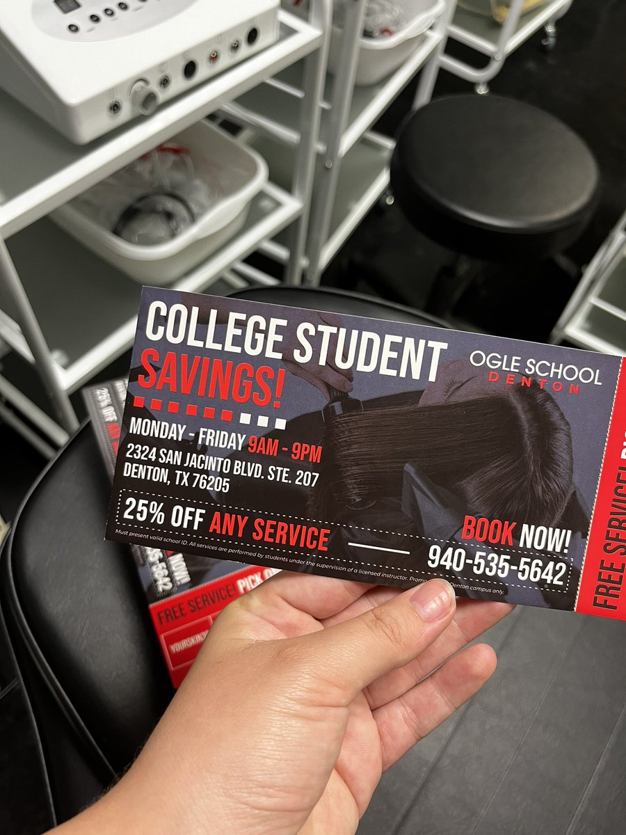 ally_esthetics's tweet photo. College Student deals!!! 1 free service and 25% off every time you come in! Bring your college ID and come get your deal! #UNT #Denton #college #University #esthetician #ogle https://t.co/keVDZqjz2i