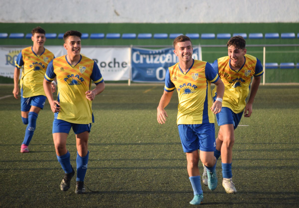 Disfrutando con mi broski ❤️‍🩹 <a href="/fransanxe_/">fransaaanchez_</a>