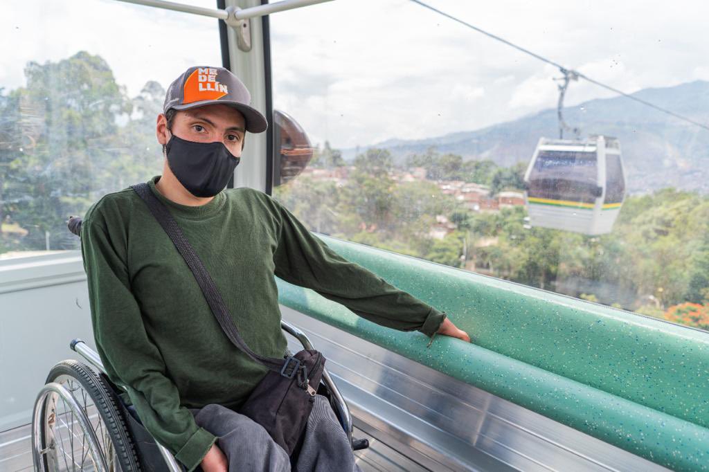 AlcaldiadeMed's tweet photo. En la #MedellínFuturo seguimos progresando.
¿Sabías que el #MetrocablePicacho es el sexto cable aéreo de nuestra ciudad y que beneficia a las comunas 5 y 6?
Soñamos y luchamos por el bienestar de nuestros ciudadanos. https://t.co/L6S0E92Bdl