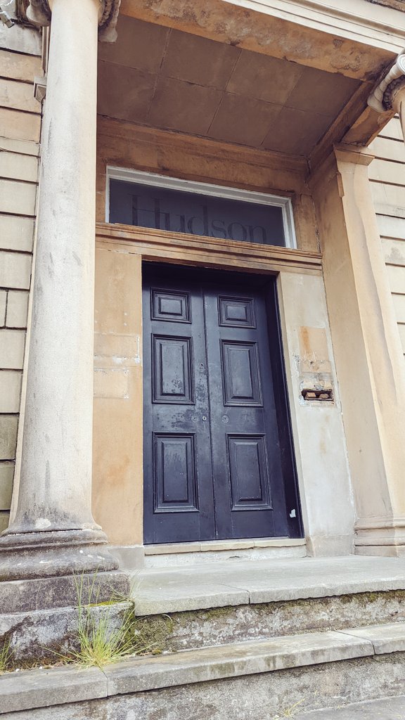 newglasgowsoc's tweet photo. Walking around #BlythswooSquare, it's sad to see that the commercial units to the north side of the square are left rotting. Tourists walking eastward along West Regent Street were left unimpressed with the state of these heritage buildings. #SaveTheBuilding #Glasgow https://t.co/cQvY8pPIY3