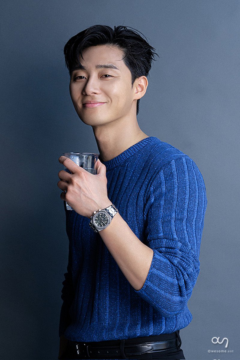 PSeojoonBrasil's tweet photo. 📸 NAVER - 16.05.22 | Agência Awesome publica fotos de Seojun nos bastidores da sessão de fotos da revista Harper's Bazaar. 

1/6
 🔗https://t.co/QzTZbcyGYV #ParkSeoJoon • #Parkseojun • #박서준 https://t.co/X4kBfcb0N2