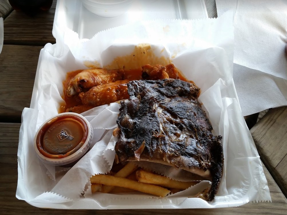 curtssmokin's tweet photo. This picture is a sign that you need to come to Curt's Smokin' Ribs! 😉
.
Delivery Call: 570-726-7427
.
Text Curts to 33733 for Online Ordering
.
.
#CurtsSmokinRibs #MillHallPA #PAEats #KnowBetterBBQ #WeeklySpecials #PABBQ #BBQFoodie #FoodPorn #GrilledMeat #SmokedMeat https://t.co/AajurA9zK7