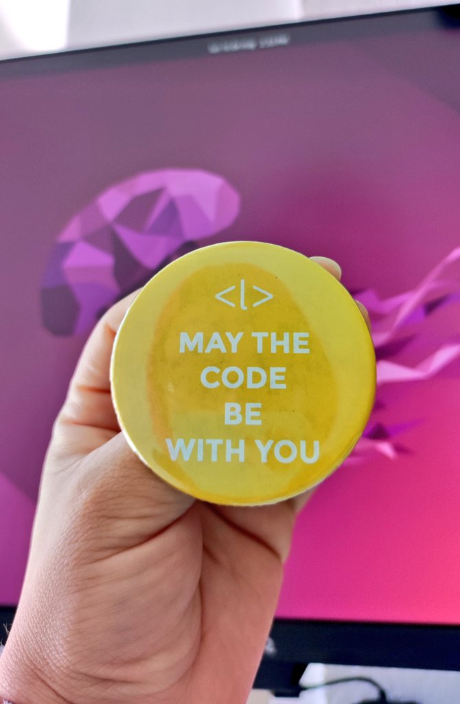 ladevelopnerd's tweet image. Este #pin es de mis inicios en la #programación. 🥰❤️

#codergirl #maythecodebewithyou