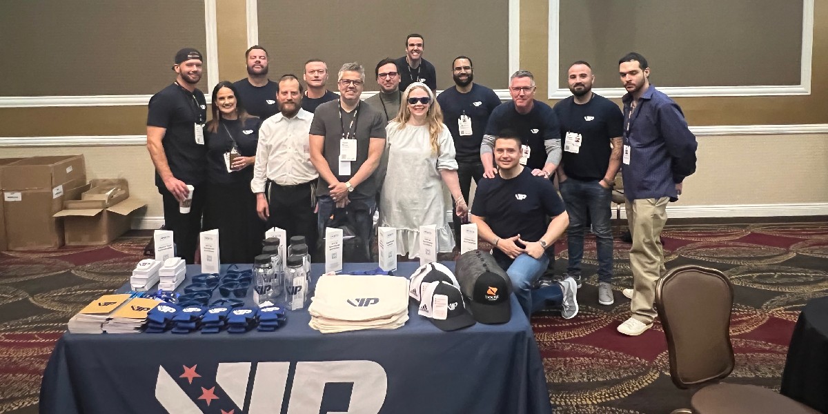 VIPwireless's tweet image. VIP Team with Boost Mobile at Dish Team Summit 2022 in Las Vegas 🙌  

#theVIPboost #boostmobile #dishsummit