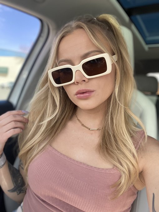 On my way home from visiting family, two days off, then off to EDC VEGAS!!!   It&rsquo;s go time this June<a href="/tag/newprofilepic"class="tags"><span>#newprofilepic</span></a>