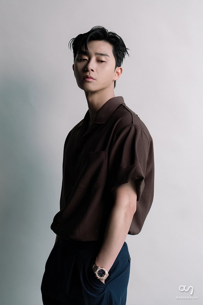 PSeojoonBrasil's tweet photo. 📸 NAVER - 16.05.22 | Agência Awesome publica fotos de Seojun nos bastidores da sessão de fotos da revista Harper's Bazaar. 

3/6 
🔗https://t.co/QzTZbcyGYV #ParkSeoJoon • #Parkseojun • #박서준 https://t.co/yGlWAtWYVt