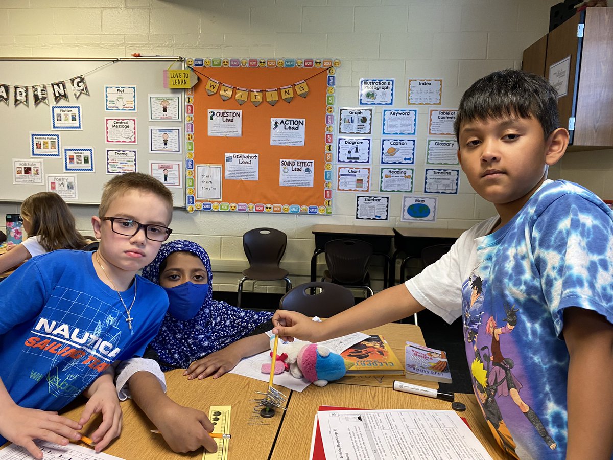 MrsFoley_SD54's tweet photo. Exploring with magnets and levitation #Science @HanoverHuskies https://t.co/lrnCQ2RqbH