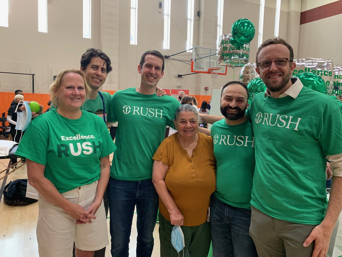 RushOakPark's tweet photo. Rush Oak Park Hospital was a primary sponsor of the Oak Park River Forest Chamber Health &amp; Wellness Fair on Sunday at FFC Oak Park. RUSH providers conducted health screenings and gave away gift bags containing hand sanitizer and healthy snacks. https://t.co/mXfyGXfQmB