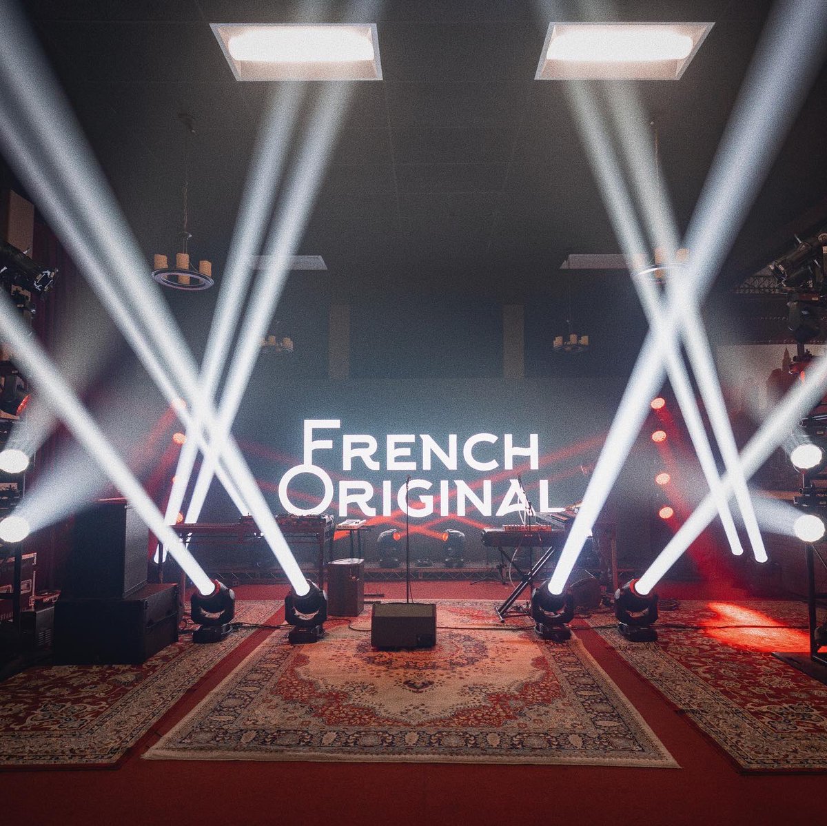French Original tweet media