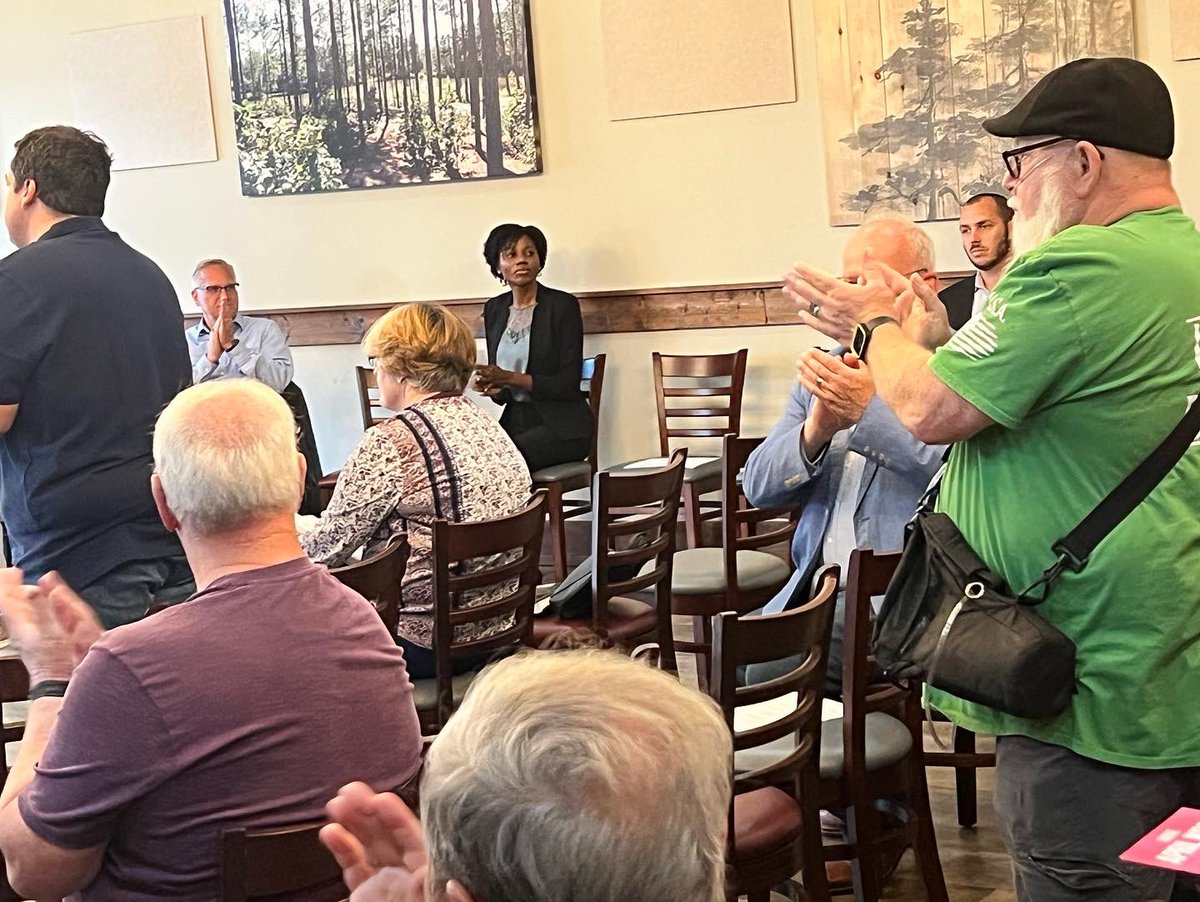 TshiovoM's tweet photo. What a wonderful candidate forum ! #votedeboratshiovoforussenate #vote #voteforwomen #election #leadership #blessed #northcarolina #fayettevillenc #gopro #life #hope #riseup #ariseandshine #meeting #ussenate https://t.co/ROsBatXSqF