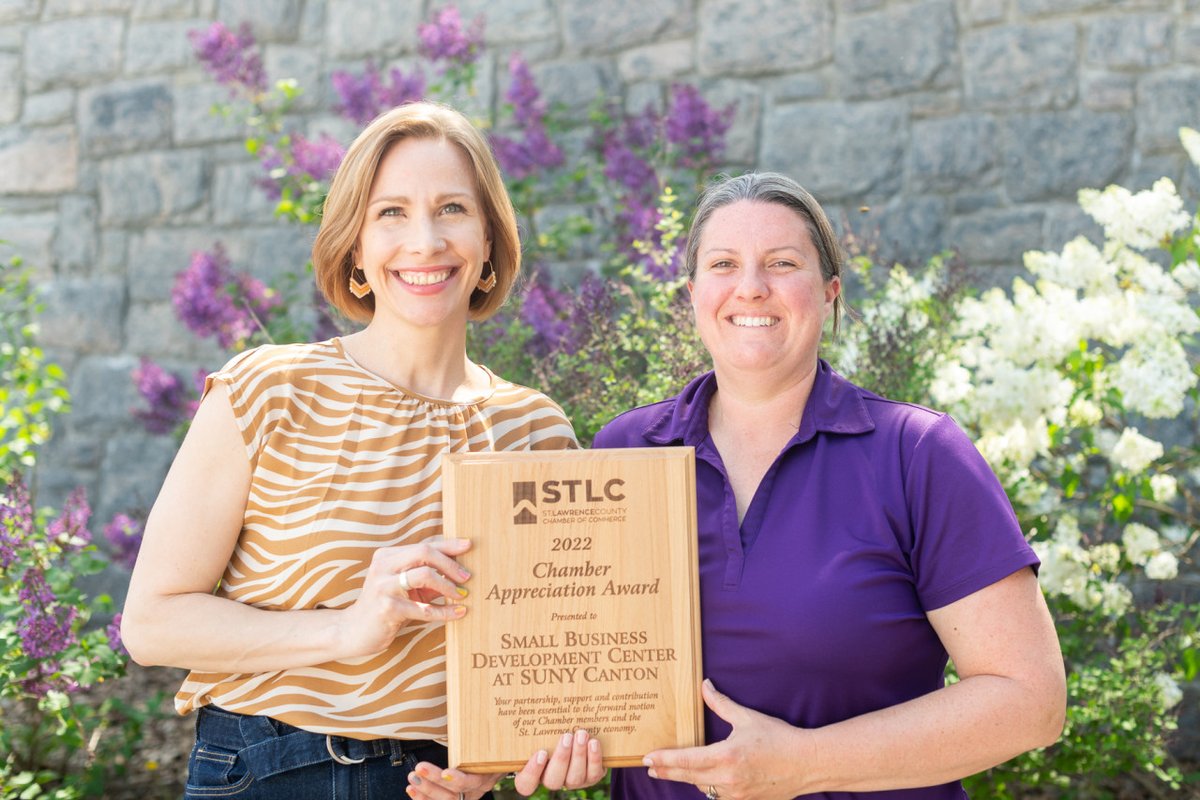 nysbdc's tweet photo. Congratulations to our @cantonsbdc! Recipient of the St. Lawrence County Chamber of Commerce Appreciation Award, recognizing their efforts as essential to the organization's forward motion.
@SUNY @VisitSTLC_NY @SUNYCantonNews
https://t.co/HiEneSaigW https://t.co/omUq1Wg46l