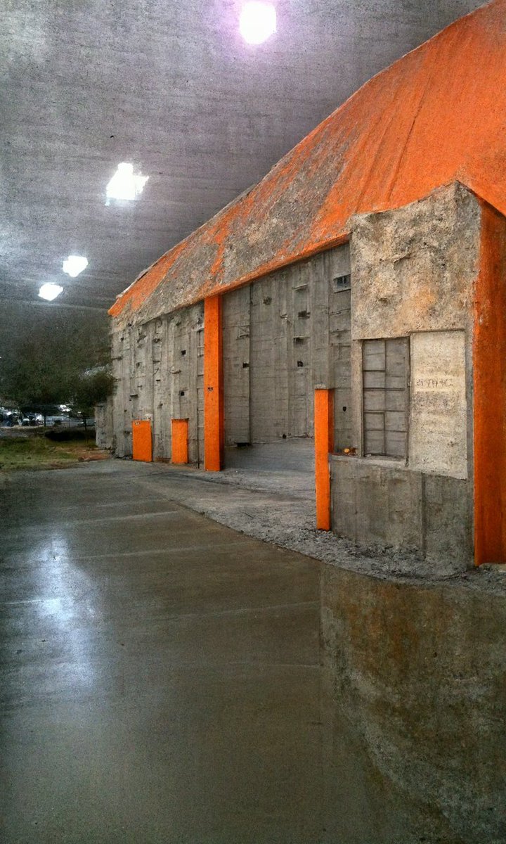BrainArtLabs's tweet photo. Exterior Of The Orange Vintage Military Construction Warehouse. This concrete storage facility is huge. π§
Original init image taken at a @HomeDepot
#AIart #AI #AiArtwork #aiphoto #aiphotography #guideddiffusion #diffusion #vqganclip #vqgan https://t.co/nFhEz2SeWe