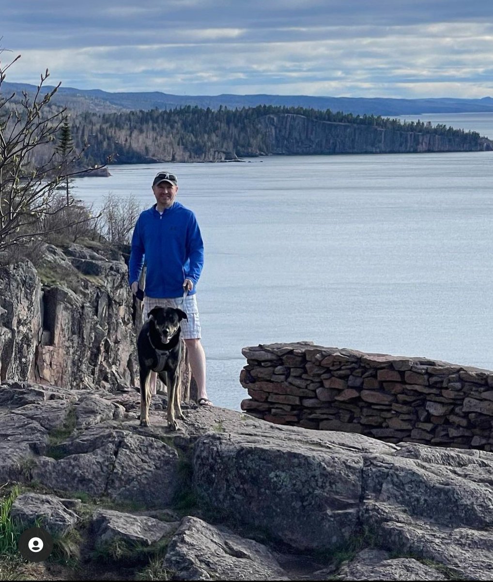 NathanSchultz79's tweet photo. Quick stop at Palisade Head and Duluth on way home.  Sterling wanted a selfie with dad and Bigfoot! 😂 https://t.co/z0yyKIR3jA