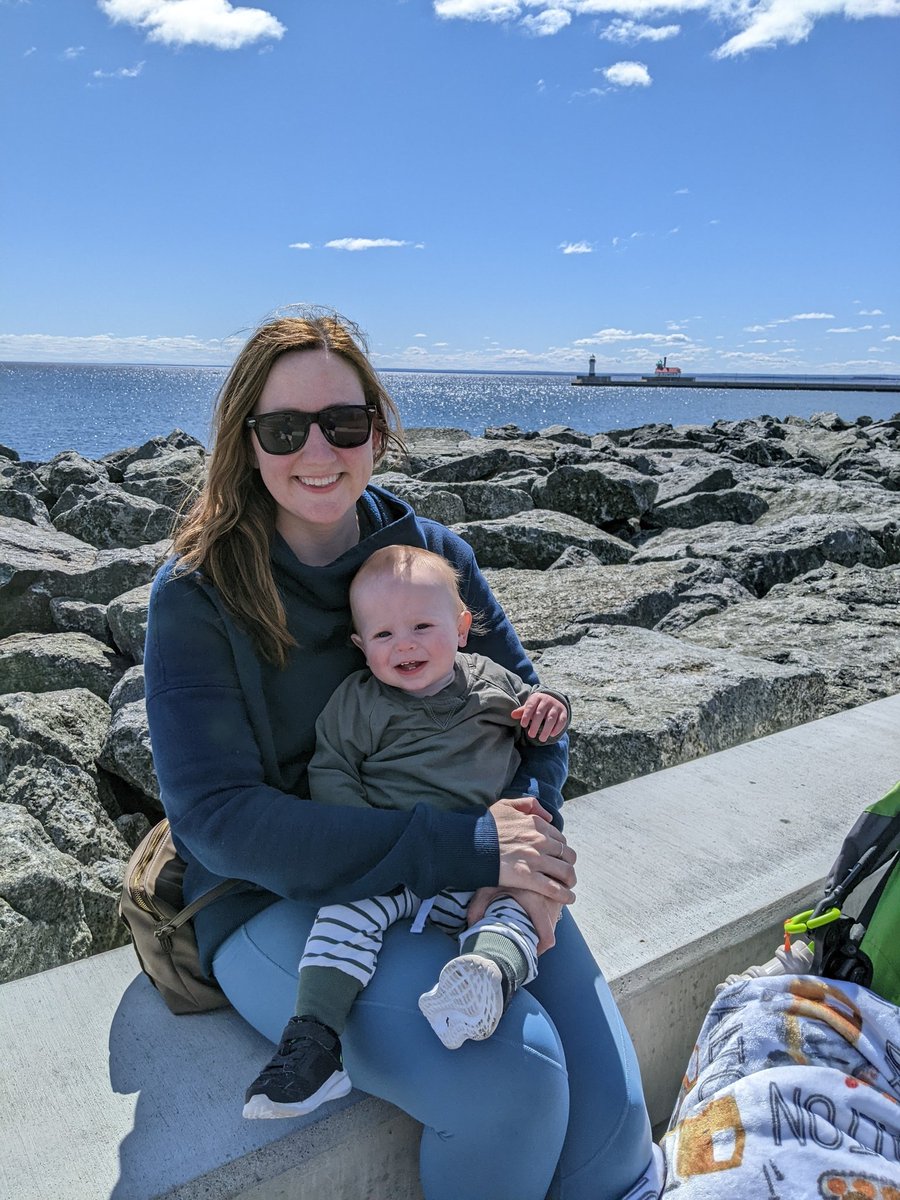 NathanSchultz79's tweet photo. Quick stop at Palisade Head and Duluth on way home.  Sterling wanted a selfie with dad and Bigfoot! 😂 https://t.co/z0yyKIR3jA