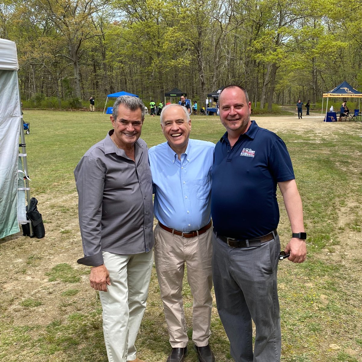 MichaelCaplice2's tweet photo. Made a new friend and saw many of my labor brothers and sisters while hanging out with @NYSComptroller Tom DiNapoli at the Mayday Music Festival. Congratulations to @SuffolkAME for such a successful and fun event! https://t.co/iwTfTvk2Ea