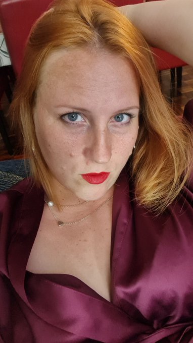 Online now 😉 https://t.co/NFOJllp5oB