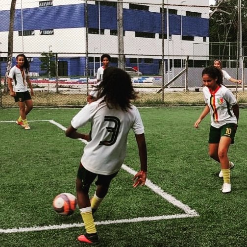 lusacaoficial's tweet photo. BASE FEMININA | Lusaca vence o Madre por 5 a 1.

• Nossas panterinhas negras não quis dar chance ao adversário e aproveitaram a oportunidade derrotando-as por5 a 1.

• Os gols foram marcados por Faby Cerqueira, Yasmin, Tita, Ariana e Emile.
#futebol #futebolfeminino #lusaca https://t.co/m5fG1oB1Xe