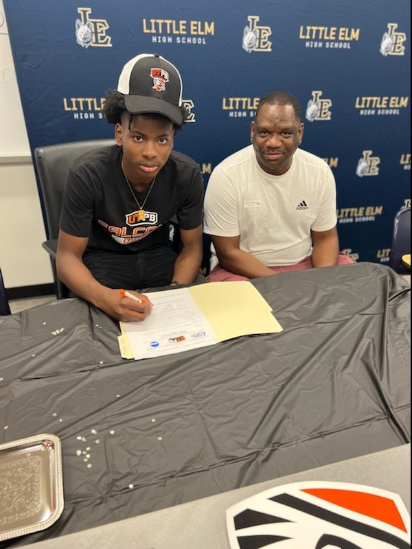 TeamNation3stp's tweet photo. @iiamiibra @UTPB @GASOblue @gasomass @Ani_Umana @TeamNation3stp @LECoachP1 We are proud of this young Man yall are getting A Star in the Making. #ECrafty #ELikeThat #E4Real #PB4Life https://t.co/bQke7EXilE