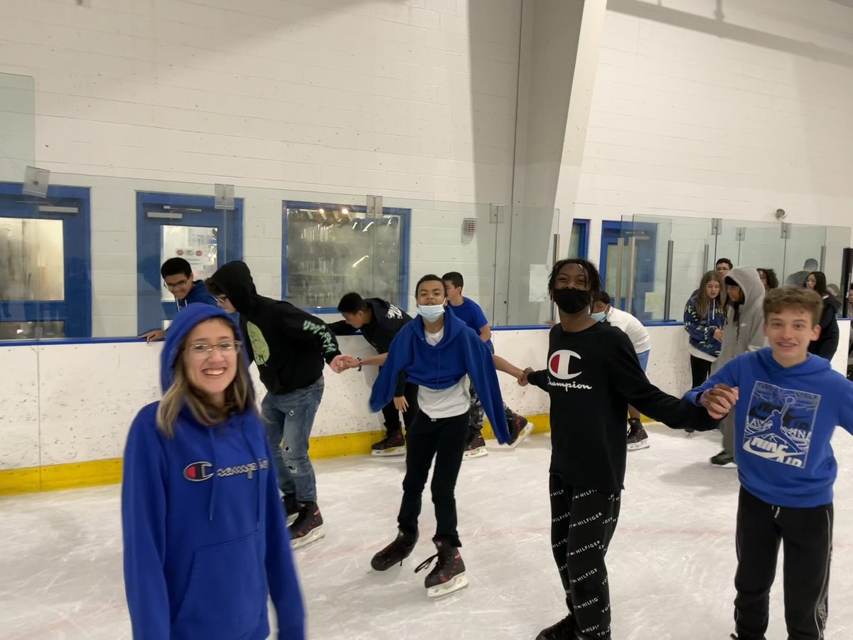 MsKeptner's tweet photo. 2/2 Smiles and unwavering tenacity all around @BASDBroughalMS @SteelIceCenter #8thgrade #yougetbackupagain https://t.co/bKjjf7zvZG
