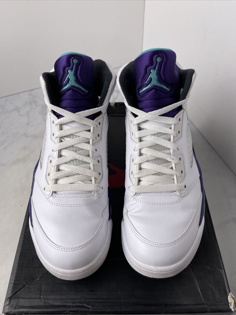 BestShoeDeals's tweet photo. Grape 5's

Size 9.5, $169 Buy Here: https://t.co/FrNRwPGbve https://t.co/xVYsYfNrhV