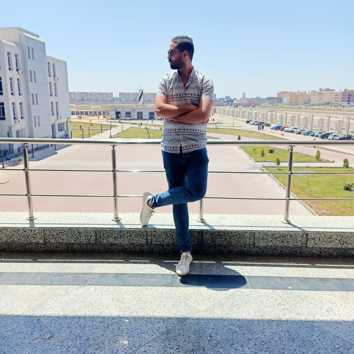 akramabusetta47's tweet photo. يا رب راضينى و ارضينى و ارضى عنى 🖤🖤 https://t.co/FmiYyDDFbM