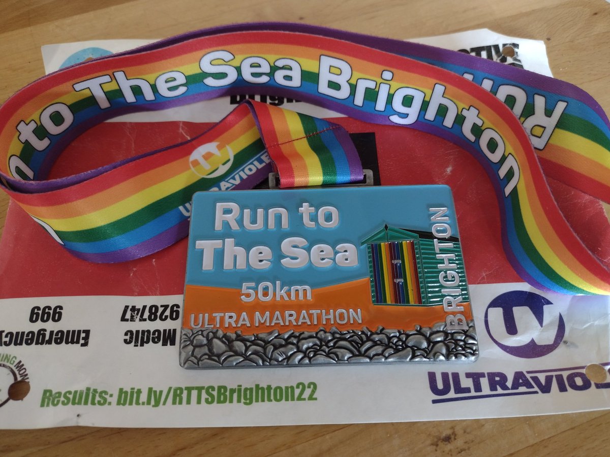 Charles Bowley tweet media