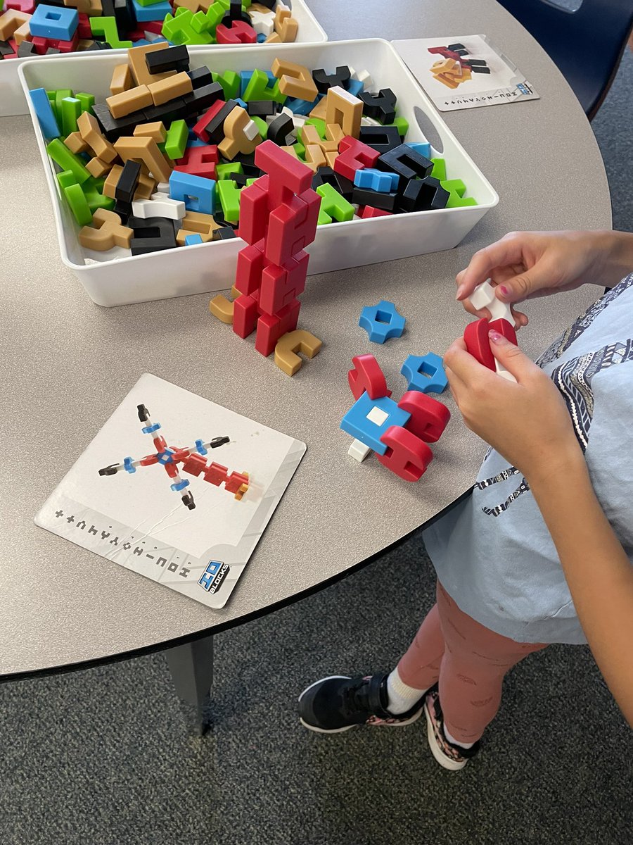 MissBekaert's tweet photo. ⭐️PUZZLES⭐️ Spent this afternoon working on our spatial reasoning skills. Love seeing the kids test, assess and problem solve their way through these challenges! 🧩💡@HDSBLibraries @HaltonDSB @EmilyCarrHDSB https://t.co/B3pNxNjNfZ