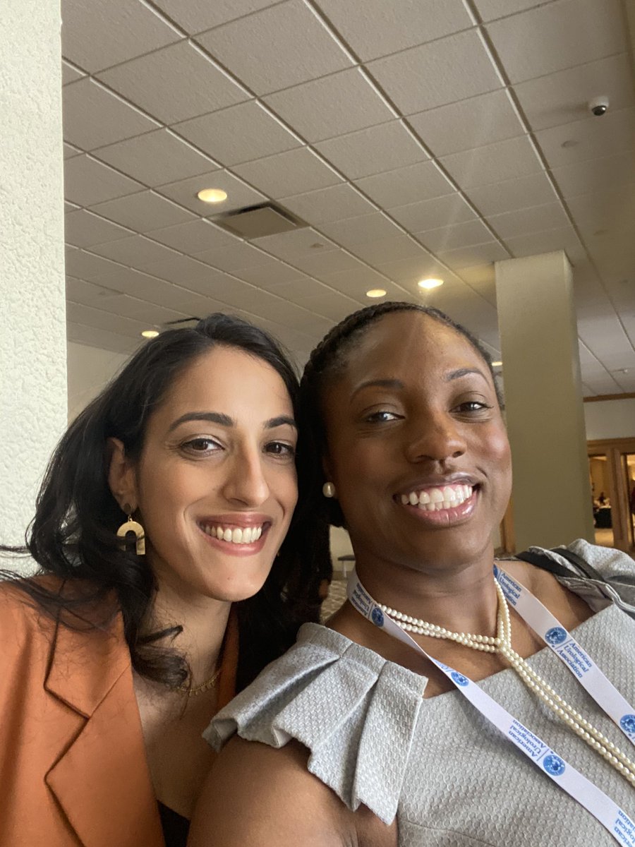 DrDenise_'s tweet photo. Lesson for my friends from this #aua22 weekend: no one safe from my selfies 😜 I was truly elated seeing so many of my faves in one place (I couldn’t upload all in 1 post lol) #thefutureisfemale #aua22 @tolubakar @DrKScotland @eekayjay @RenaMalikMD @SWIUorg @rfrankjones_uro https://t.co/ARc1cVuLB5