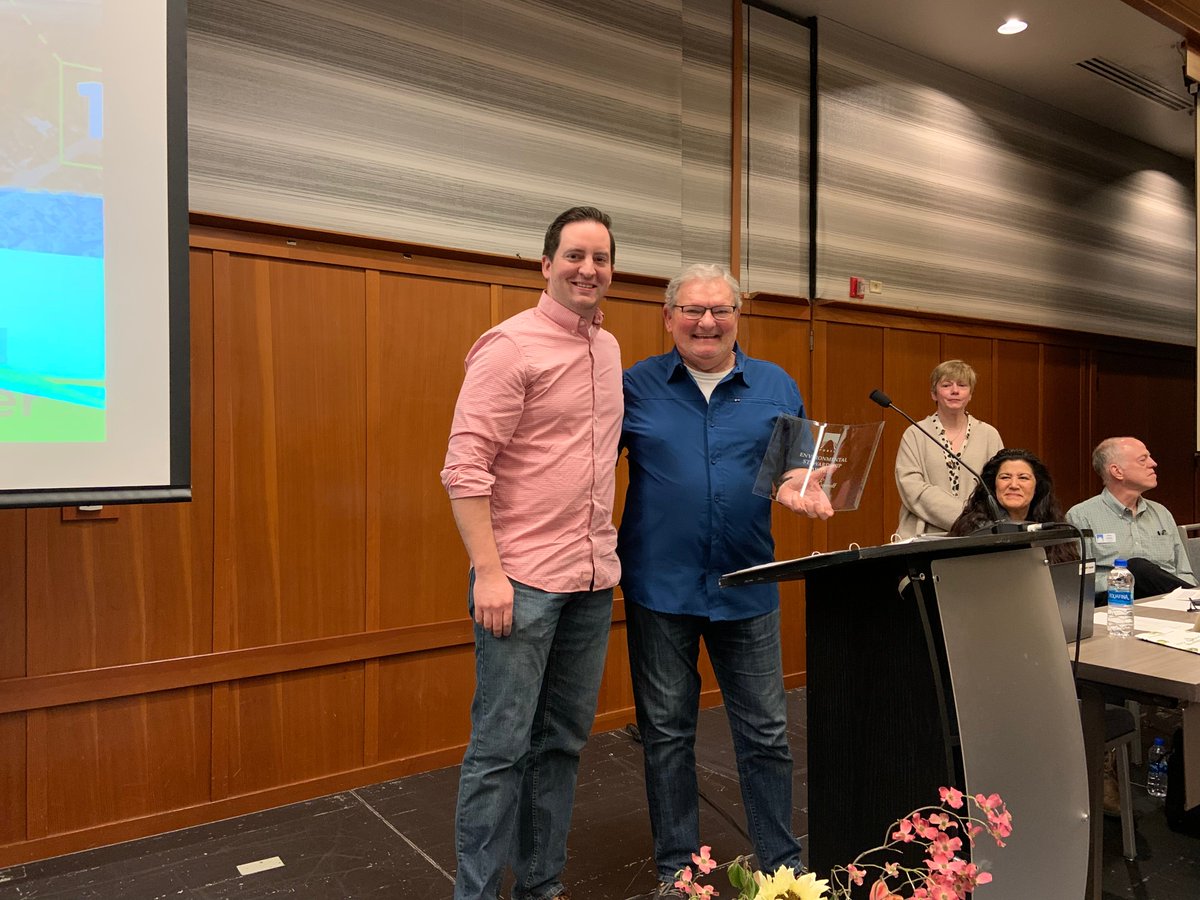 Please join us in congratulating the incredible work of the <a href="/PortofEverett/">Port of Everett</a>'s environmental team for the Bay Wood Shoreline restoration &amp; cleanup, winning them the 2022 Environmental Stewardship Award: washingtonports.org/blog/2022/5/16…