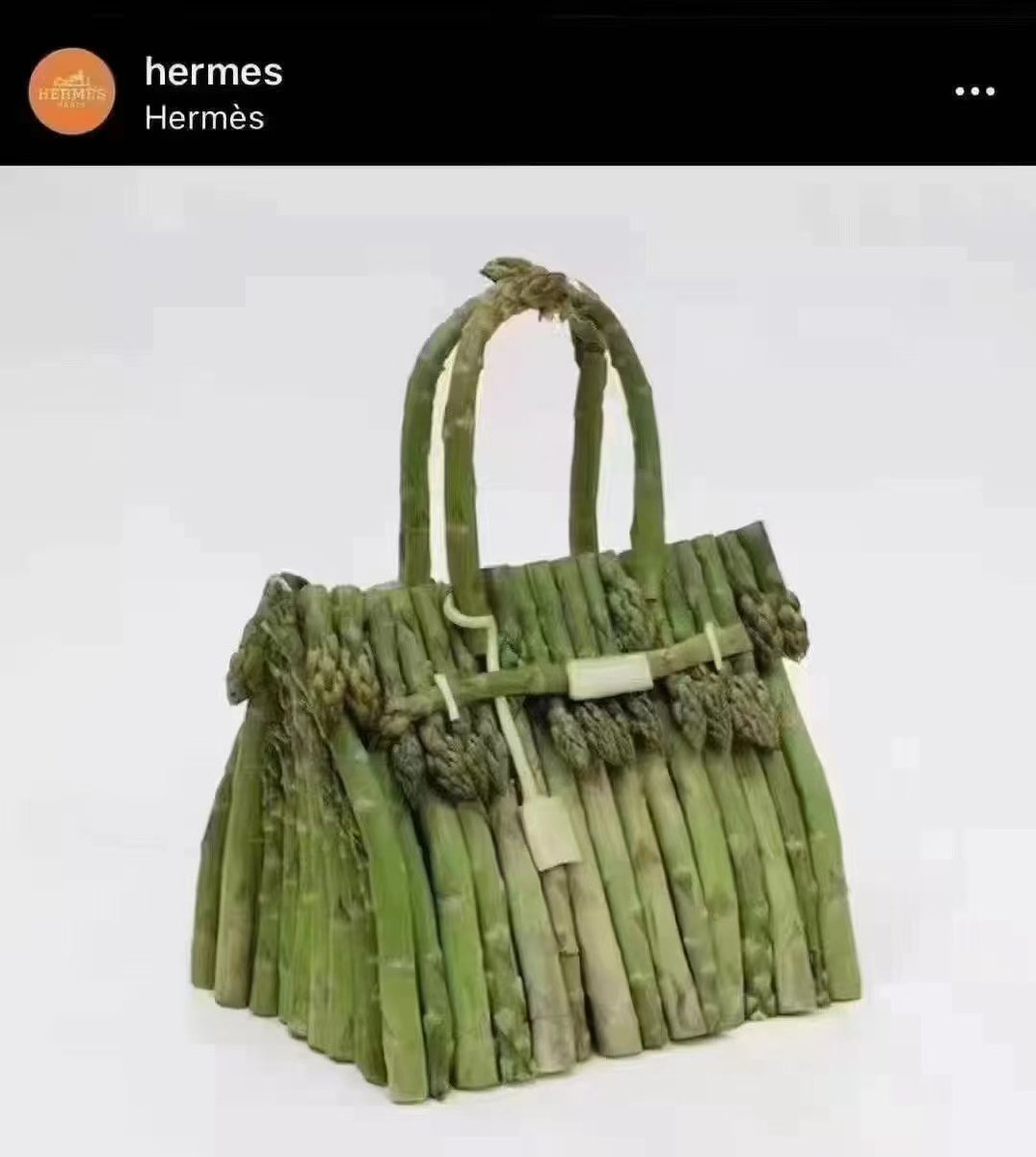 世人奔波忙碌，只为碎银几两。偏这碎银几两，能解万种惆怅！
所以别再和我说有钱人也不快乐
那有钱人的快乐 你也不懂啊 https://t.co/ZwU8KgeM3q