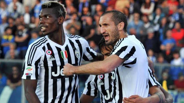 paulpogba's tweet image. What a fantastic career @chiellini! Feel privileged to have shared the pitch with you, a phenomenal player and an even better person #THEGR3ATCHIELLO