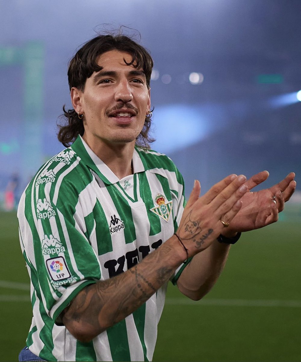 TerrazaFootball's tweet photo. Hector Bellerin. https://t.co/AkStp0xpdU