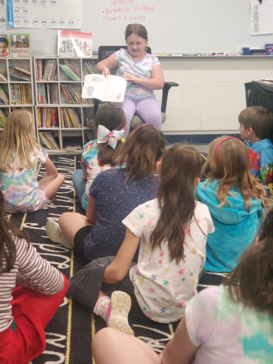 MrsPartridge2nd's tweet photo. Today's expert reader! https://t.co/f8AkLR8O4J