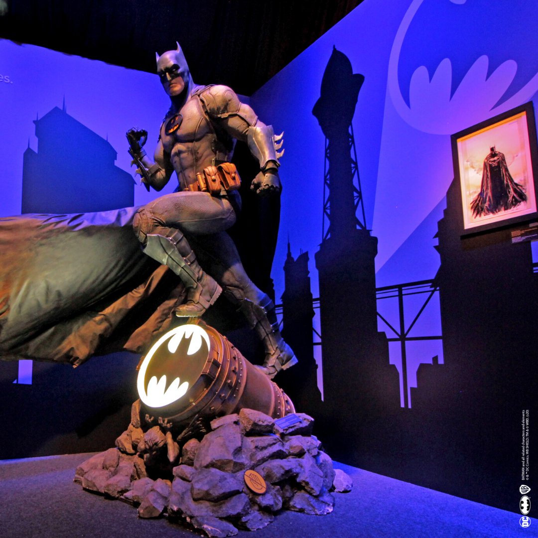 BatmanExpo's tweet photo. A maior exposição do Batman já vista no país, realizada em 2019 no Memorial da América Latina, chega ao Shopping Iguatemi Campinas.

Estamos prontos para ligar o Bat-sinal e convocar todos os fãs de plantão para essa estreia.
🦇 https://t.co/7BJvoUv5qy